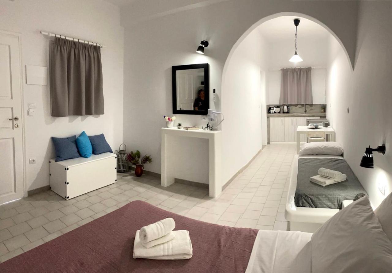 Sabbia Calda Apartments Períssa Eksteriør bilde