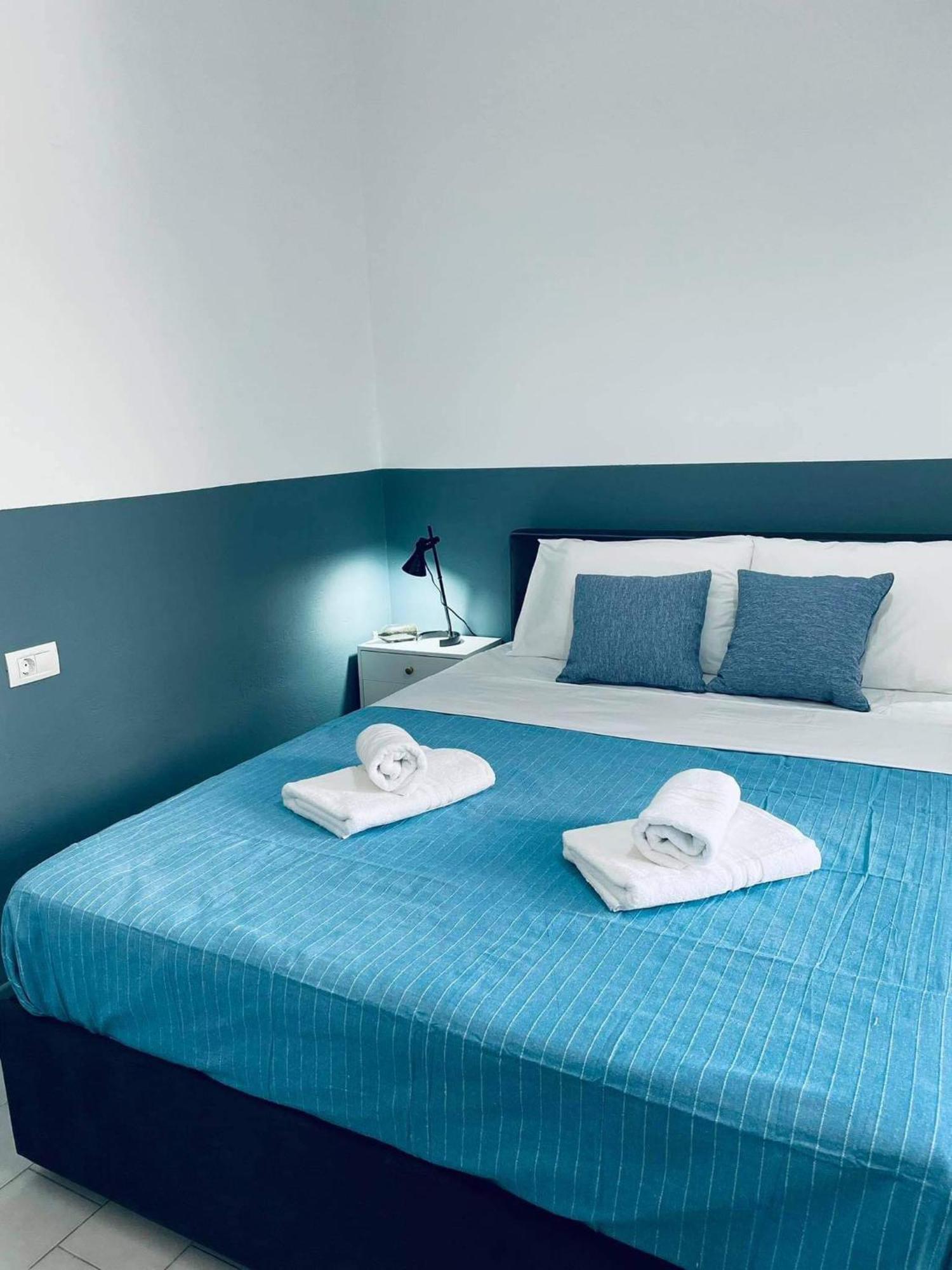 Sabbia Calda Apartments Períssa Eksteriør bilde