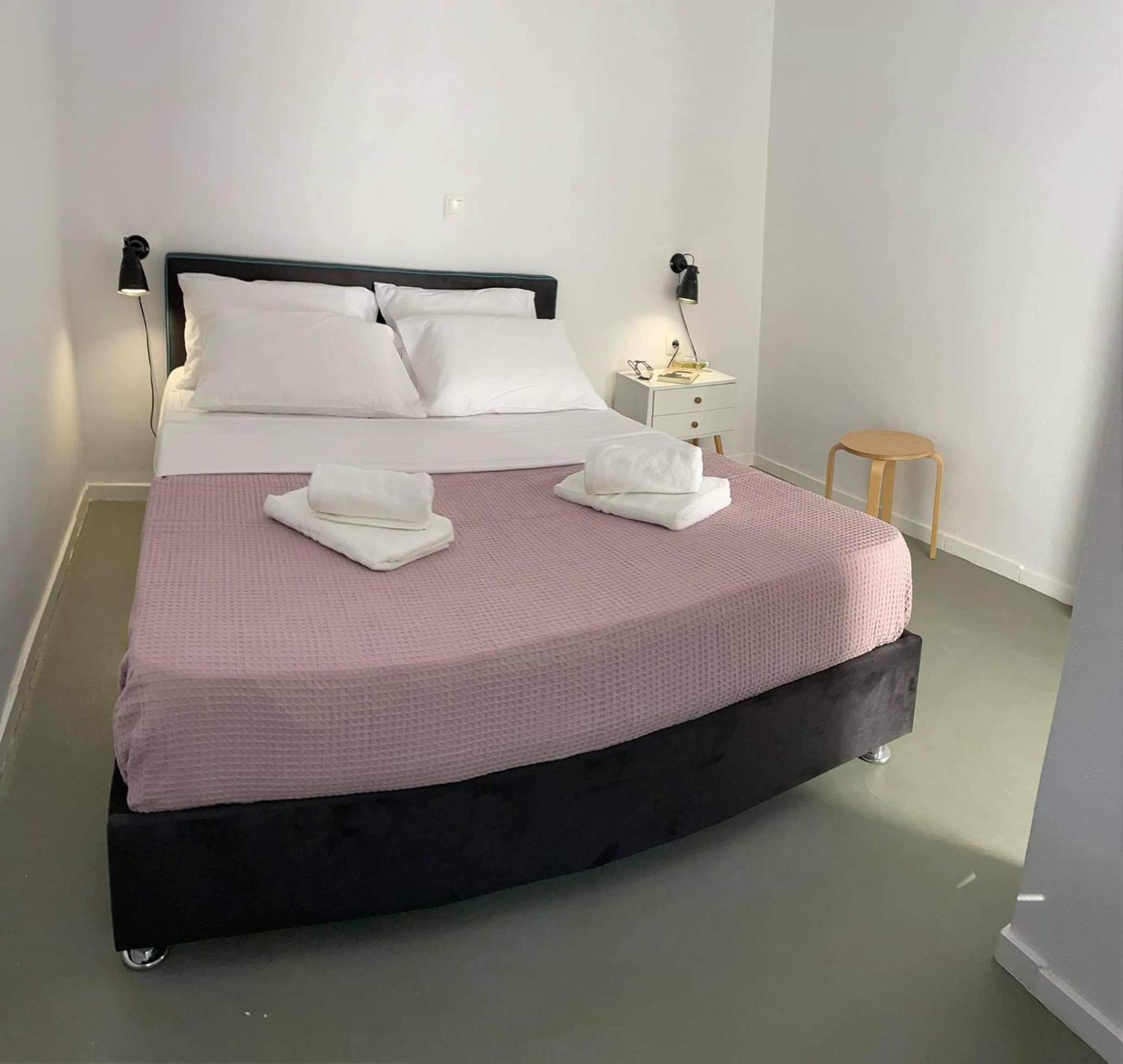 Sabbia Calda Apartments Períssa Eksteriør bilde